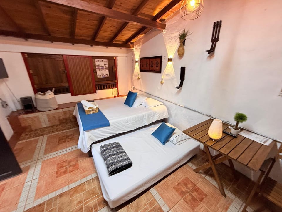 Photo of the whole room, Bedroom