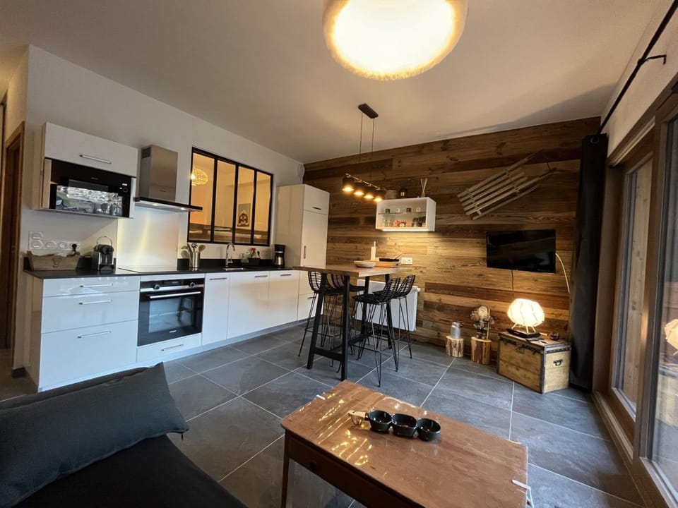 Bel appartement 2 pièces, vue vallée, Châtel, 4 pers - FR-1-198-261 Apartment in Châtel