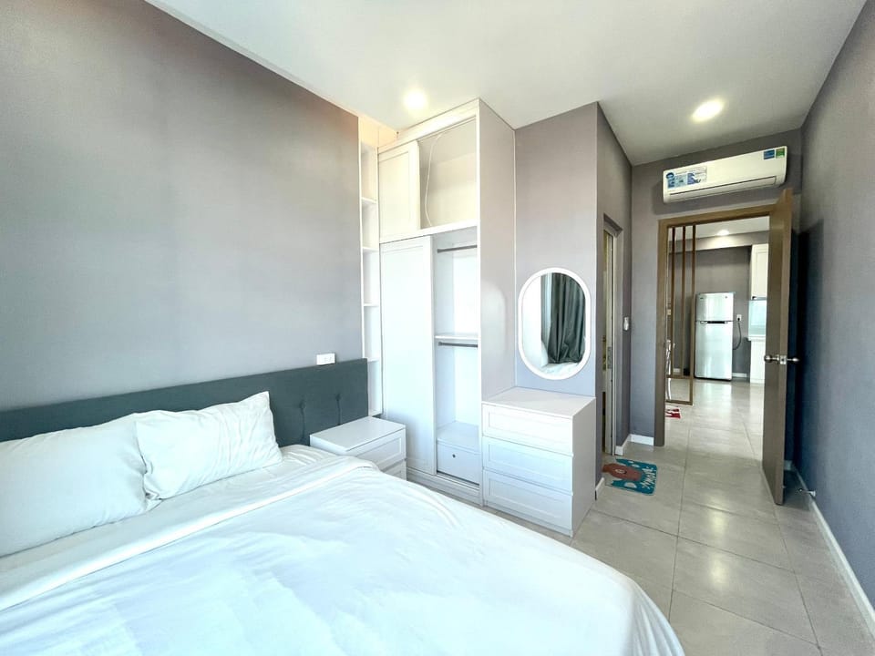 Bed, TV and multimedia, Photo of the whole room, Bedroom, wardrobe