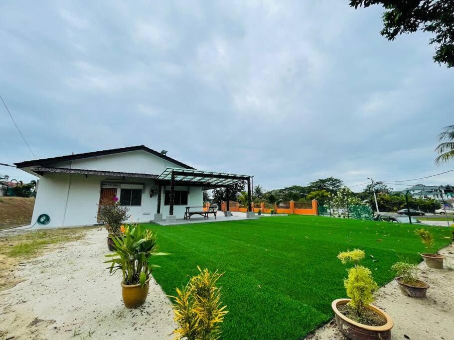 GreenPine Kota Tinggi Homestay House in Johor