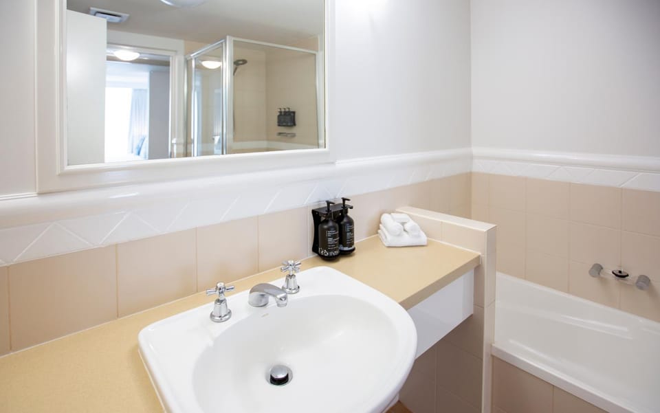 Club Wyndham Crown Towers Apartment in Surfers Paradise Boulevard