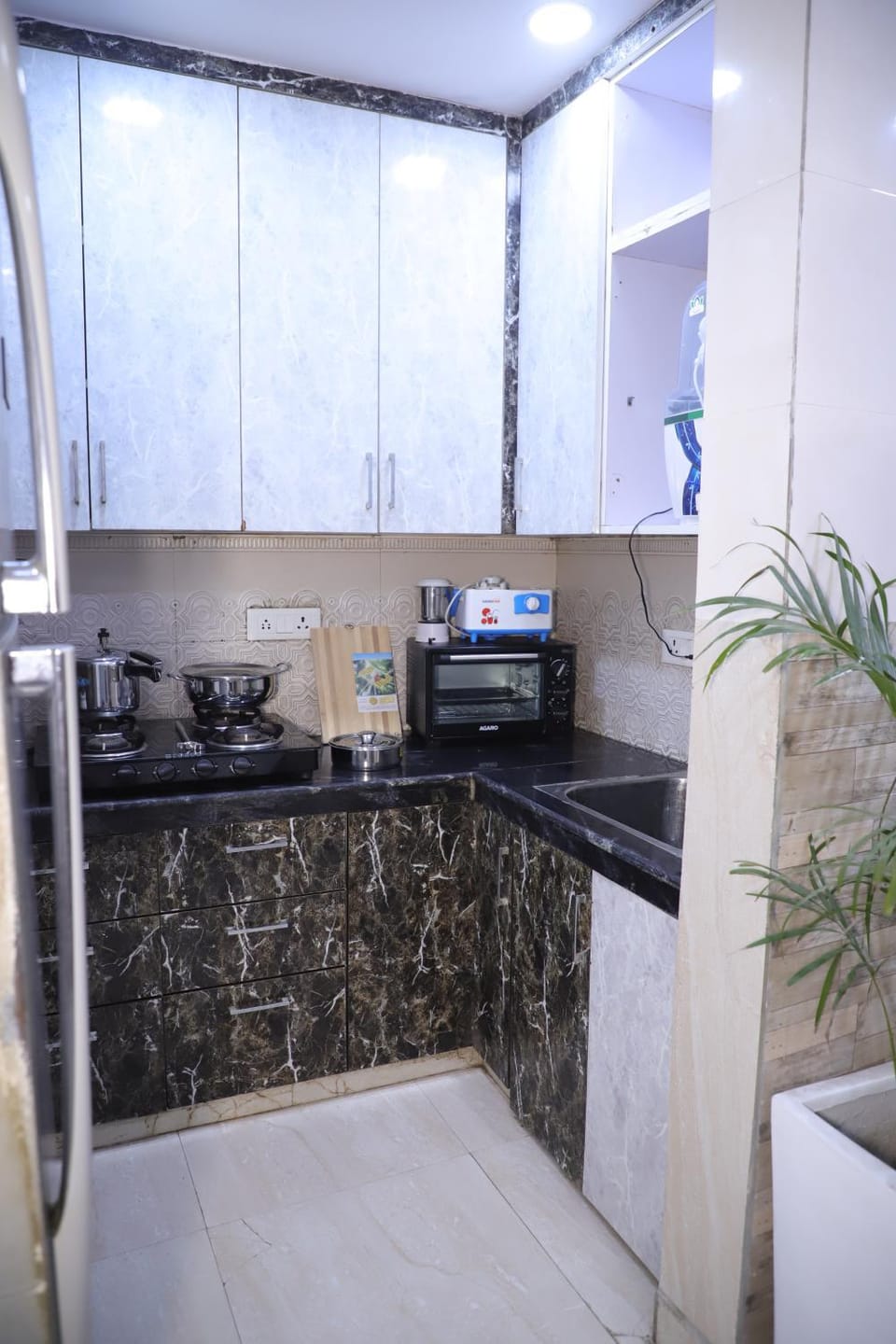 Kitchen or kitchenette, kitchen