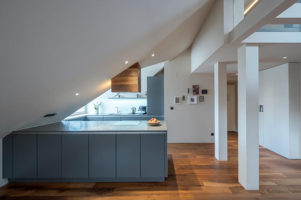 Kitchen or kitchenette