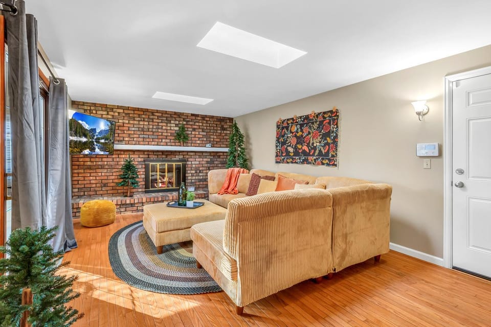 Living room, flat iron