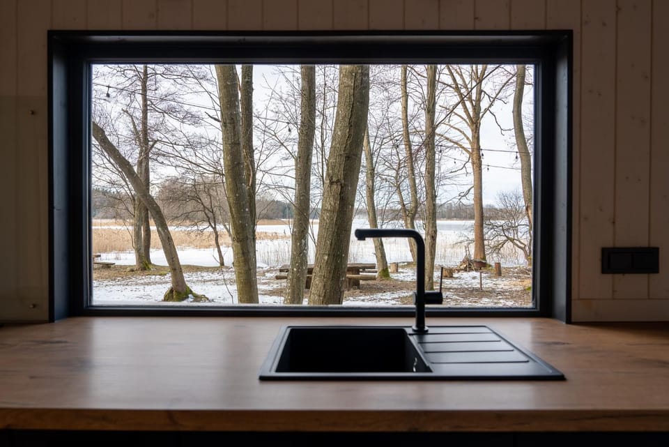 Natural landscape, hair dresser, kitchen