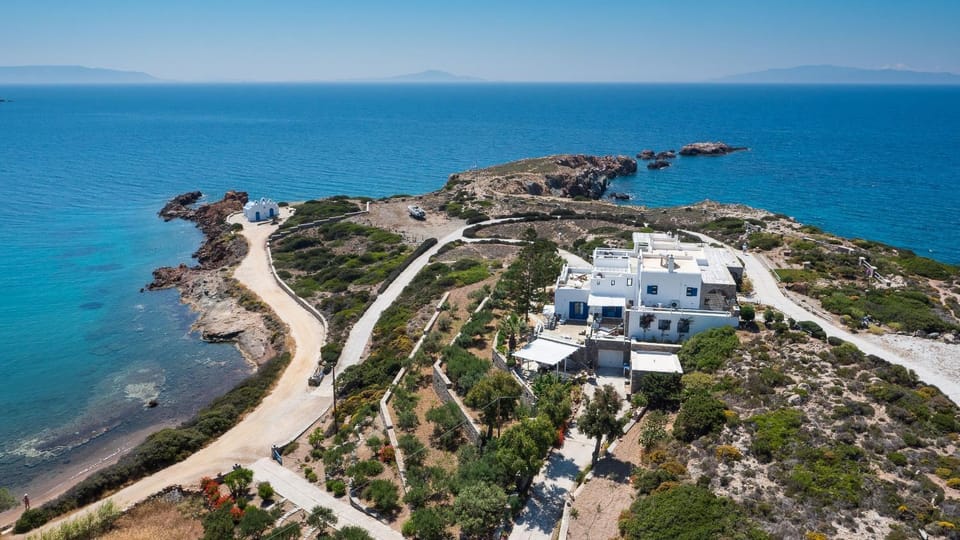 Property building, Day, Natural landscape, Bird's eye view, Beach, Sea view