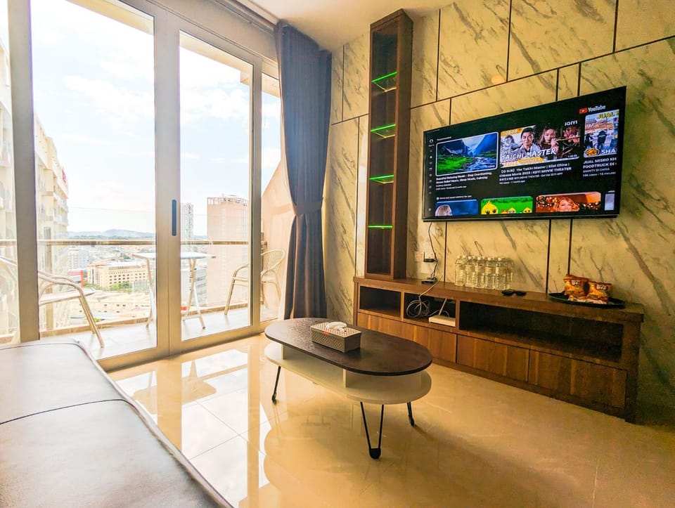 TV and multimedia, Seating area, Evening entertainment