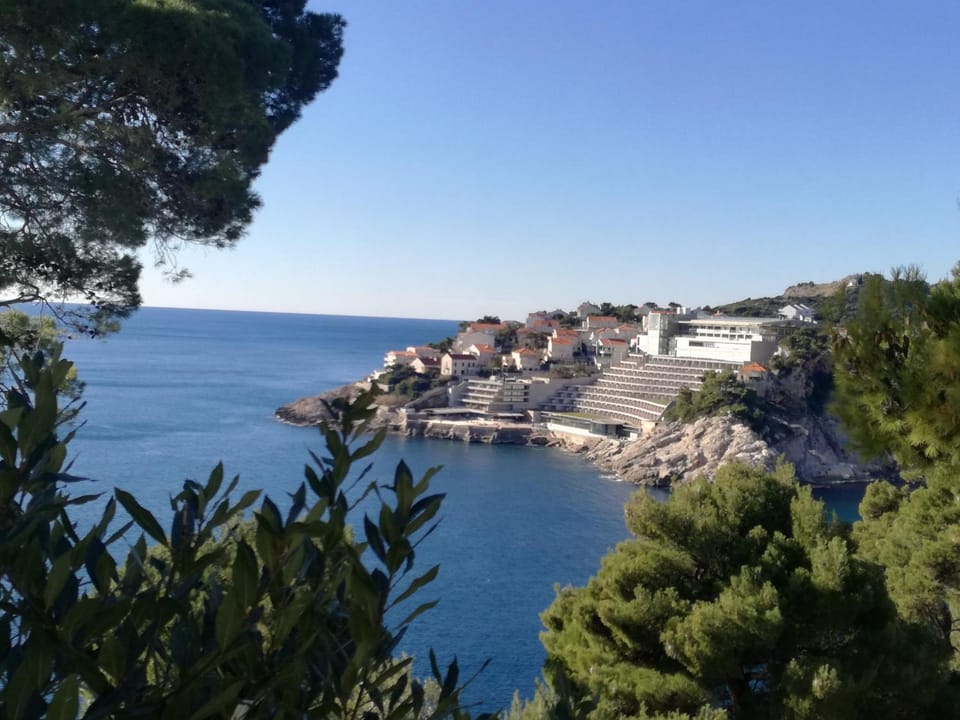 Neighbourhood, Natural landscape, Beach
