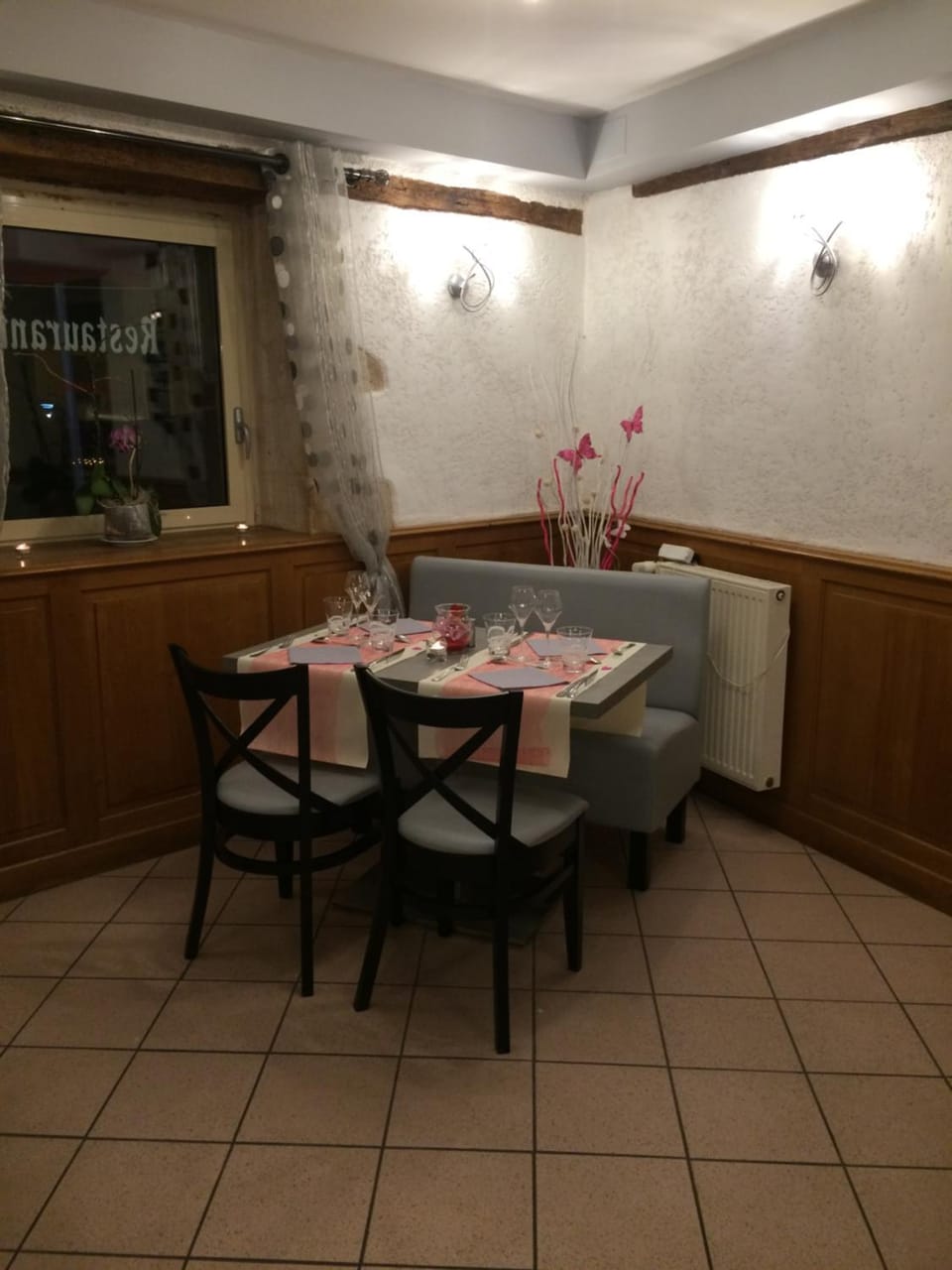 Restaurant/places to eat