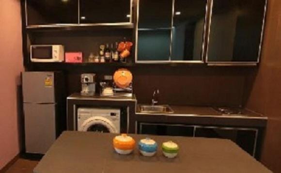 Coffee/tea facilities, Kitchen or kitchenette, stove, washing machine, kitchen