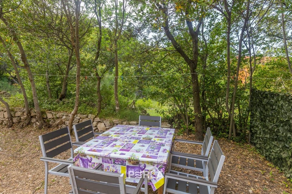 House ALEXANDRA in Nerezine in a quiet location on Losinj island Bed and Breakfast in Nerezine