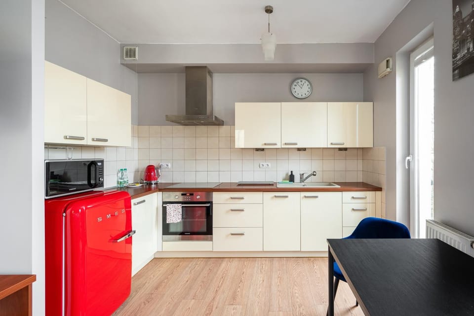 Coffee/tea facilities, Kitchen or kitchenette, Dining area, dishwasher, minibar, pet friendly, stove