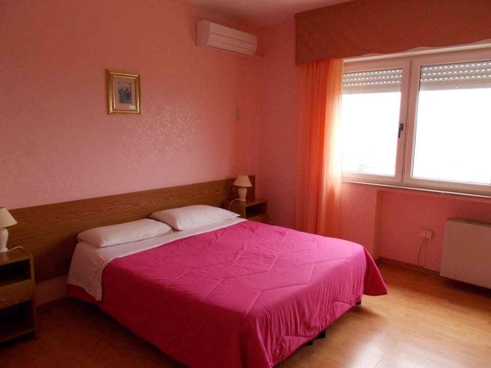 Hotel Maremonti Hotel in Province of Foggia