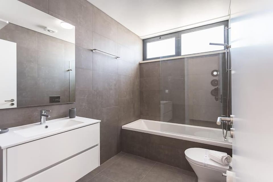 Villa uitzicht baai met jacuzzi Villa in Portugal
