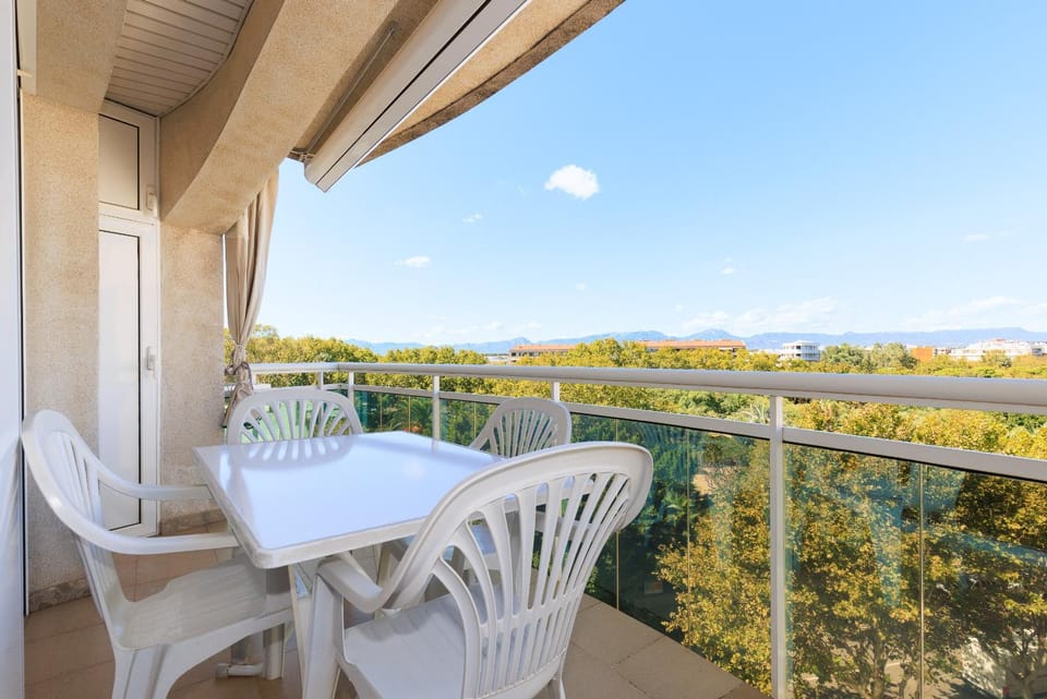 Balcony/Terrace, Dining area