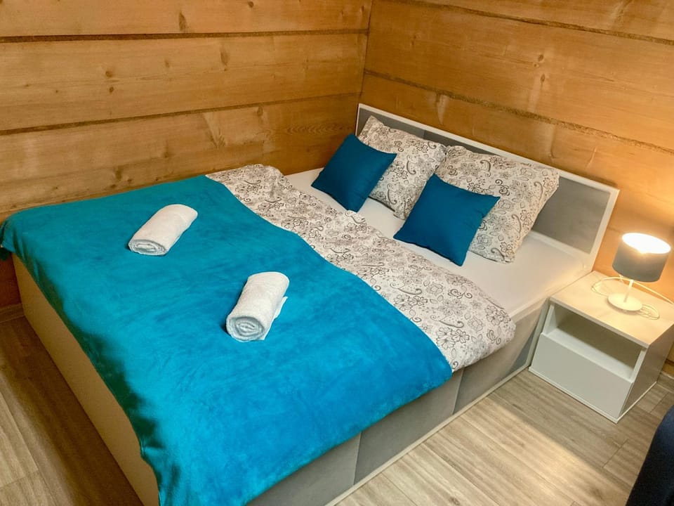 TV and multimedia, Kitchen or kitchenette, Bedroom