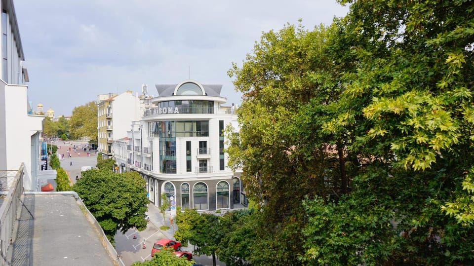 Day, Balcony/Terrace
