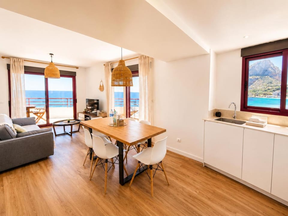 Living room, Dining area, Sea view, kitchen