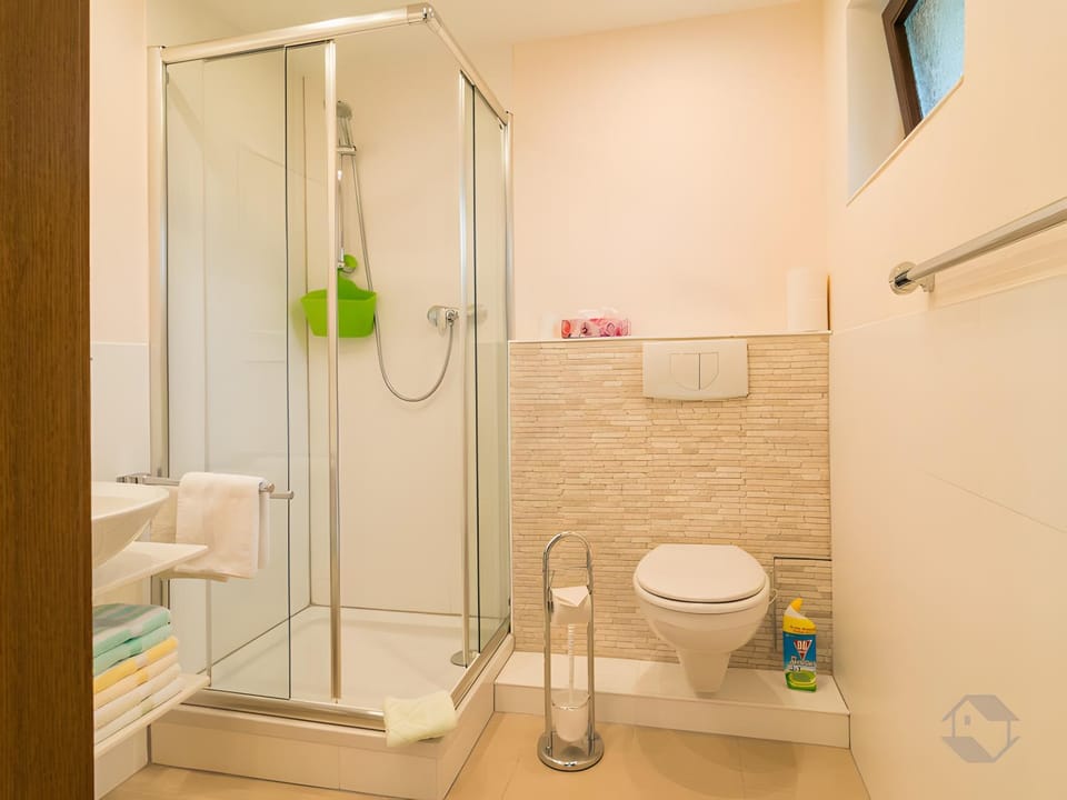 Bathroom, Living room