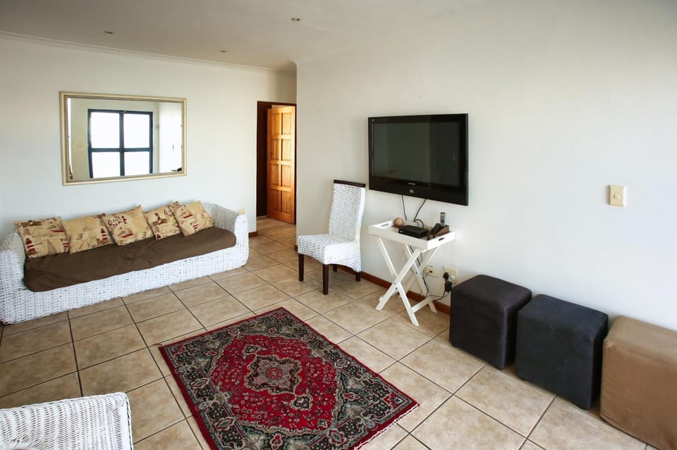 TV and multimedia, Living room, Photo of the whole room, Evening entertainment