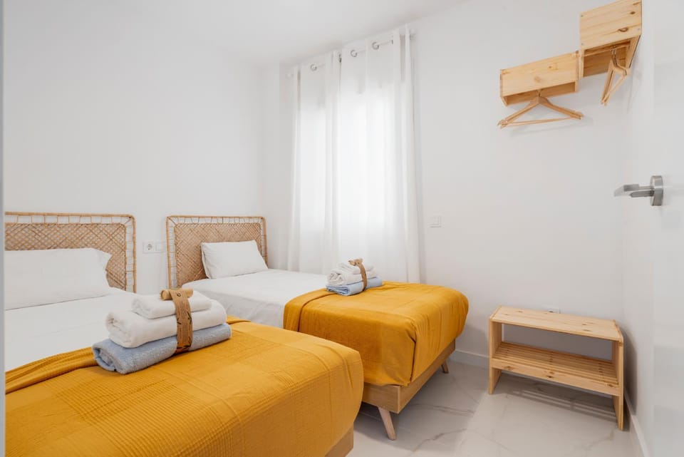Sea & Sol Horizon 2BR Apartment in Fuengirola