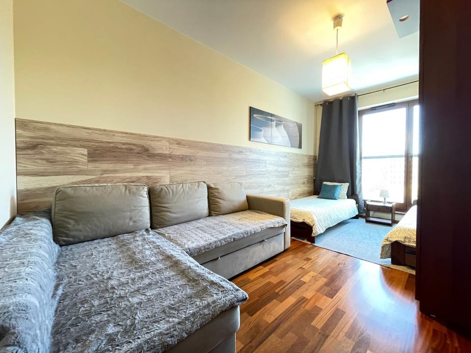 Bed, Seating area, Bedroom