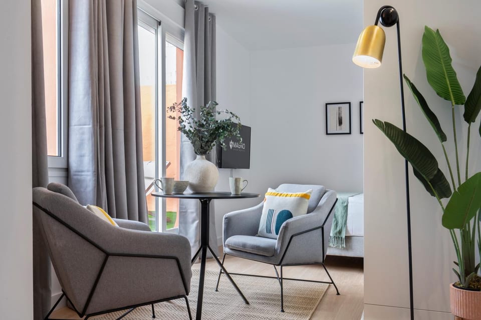 Living room, Seating area
