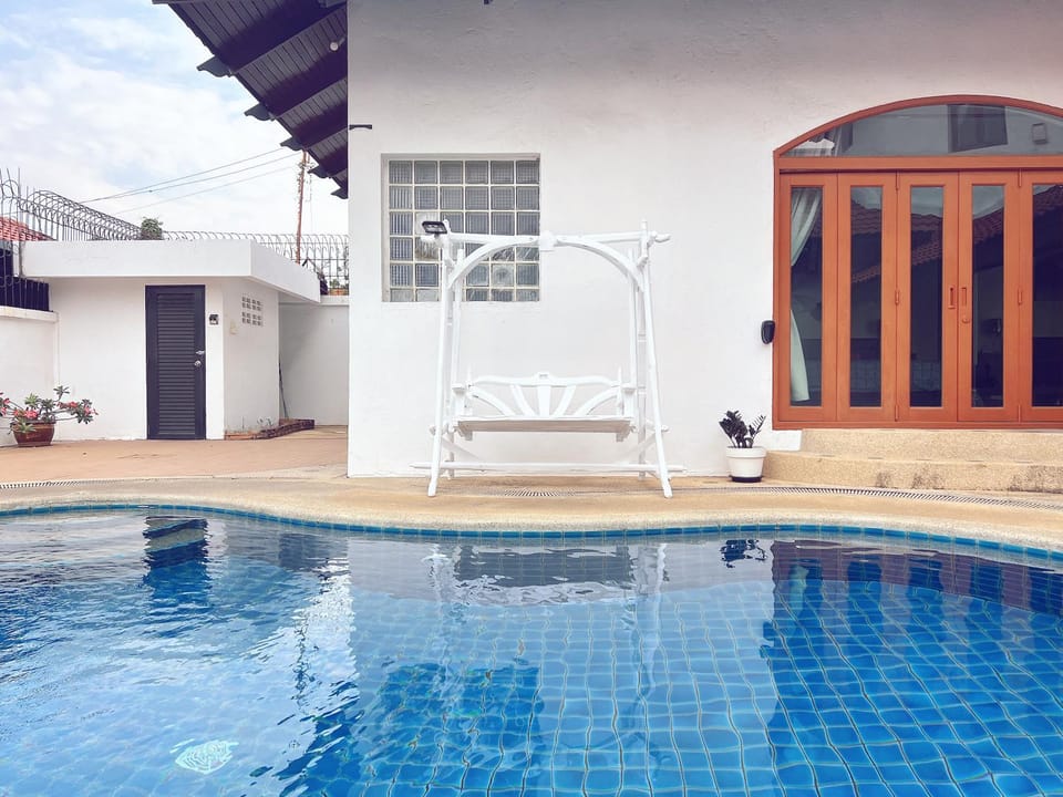 Day, Garden view, Pool view, Swimming pool