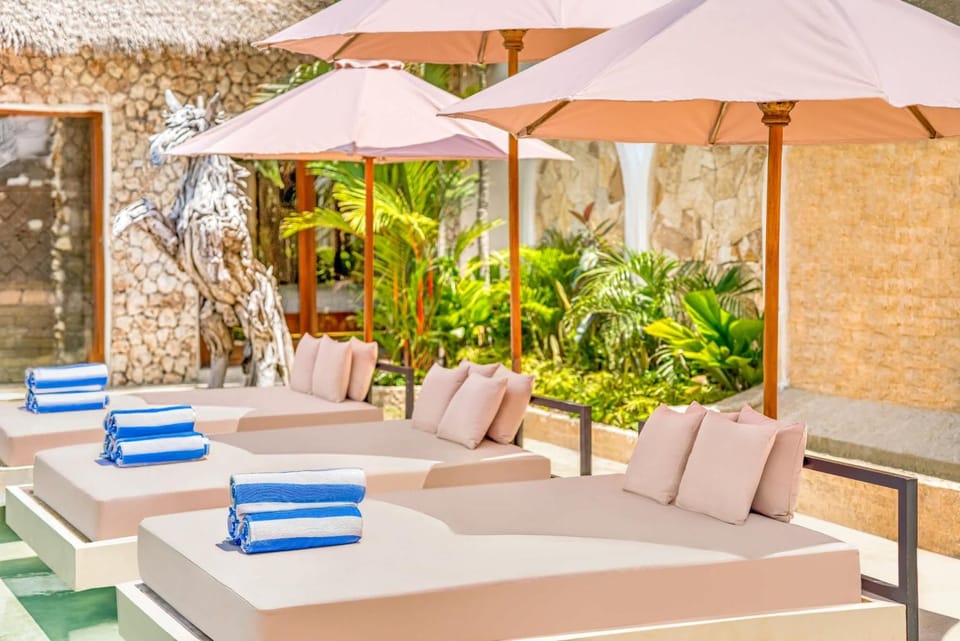 Villa El Gaucho: Brand New 9BDR Prime Location Villa in Kuta