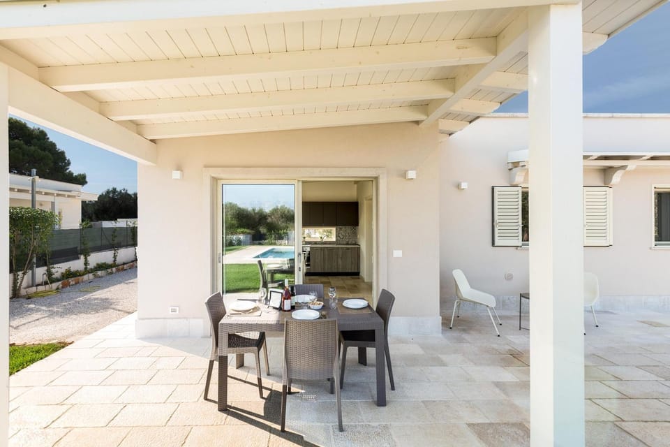 Property building, Dining area