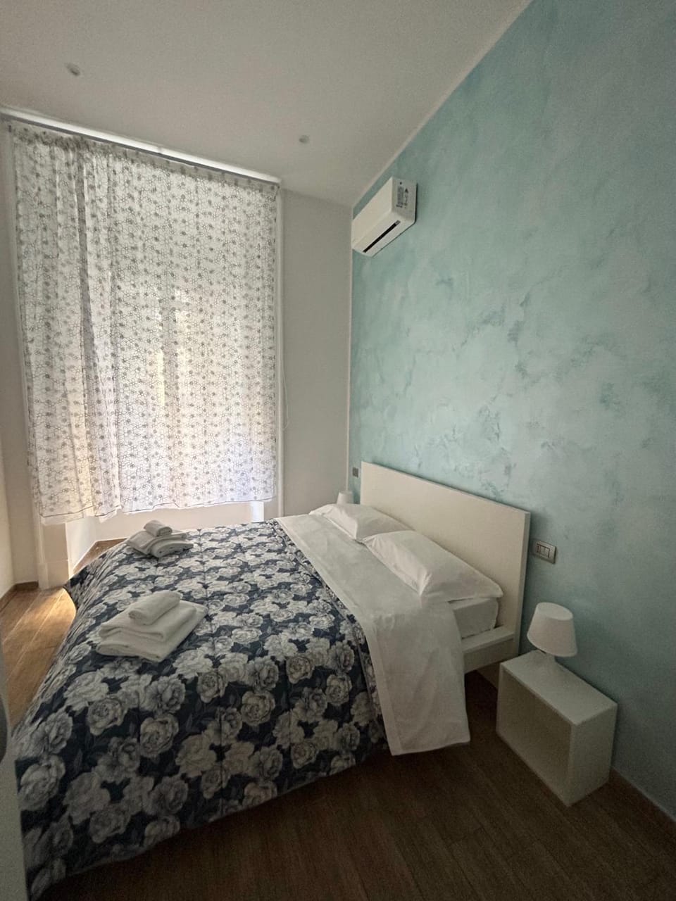 Savastano house duomo Bed and Breakfast in Naples