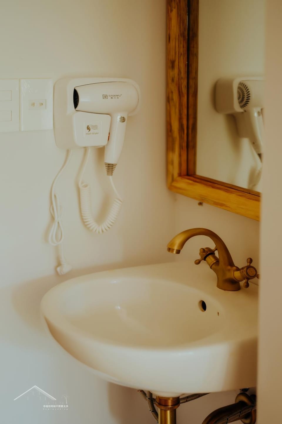 Bathroom, bidet, heating