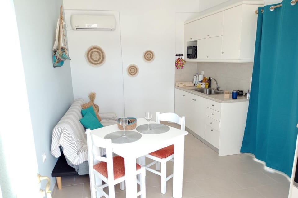 Living room, kitchen