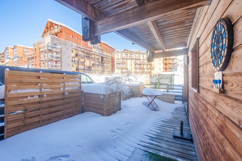 Property building, Winter