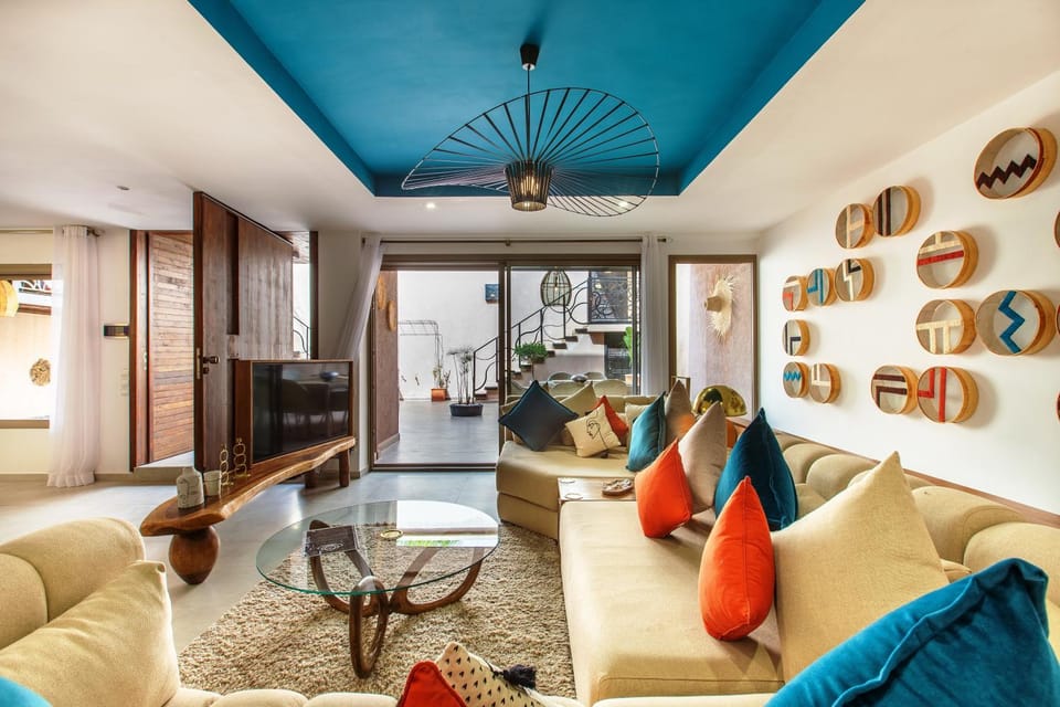 Communal lounge/ TV room, TV and multimedia, Living room, Seating area, Evening entertainment