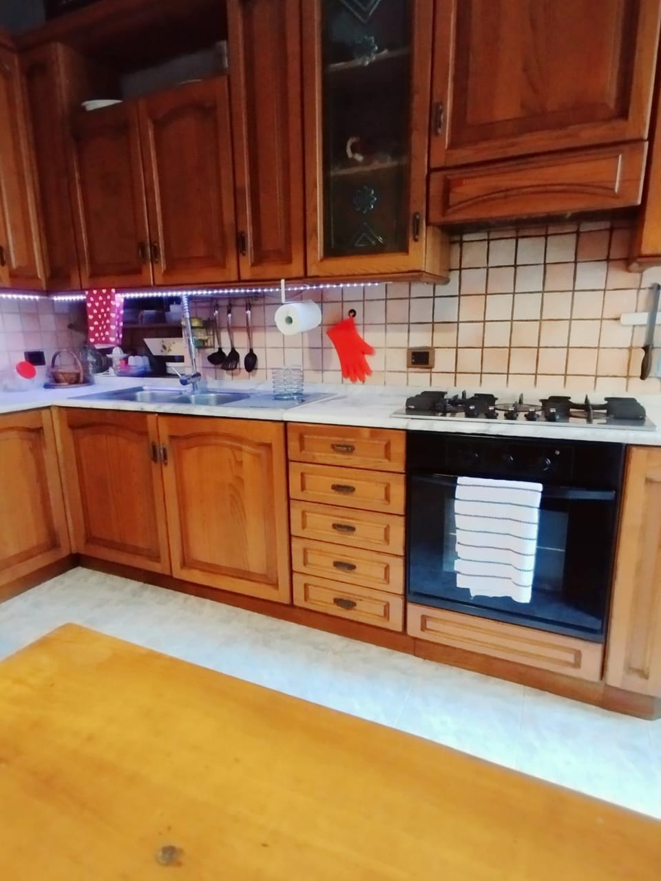 Kitchen or kitchenette, pet friendly, kitchen