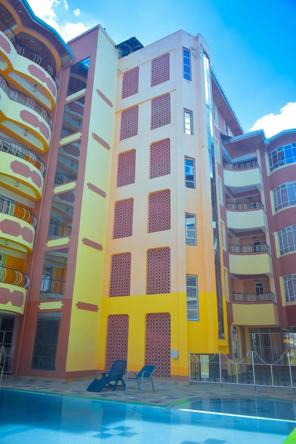 Property building, Pool view