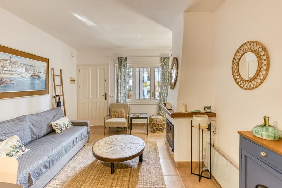 Property building, Living room
