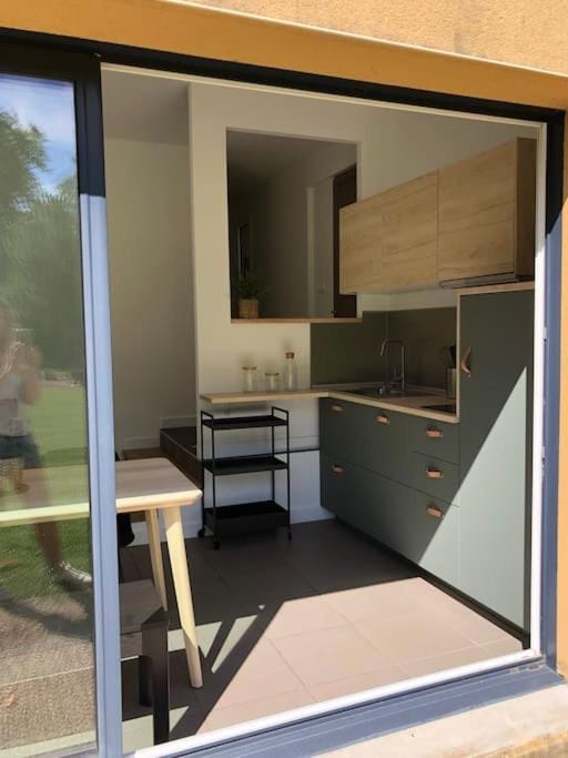 Kitchen or kitchenette, stove