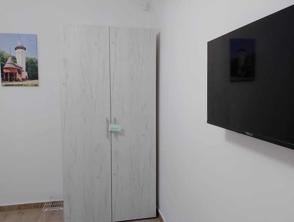 TV and multimedia, wardrobe