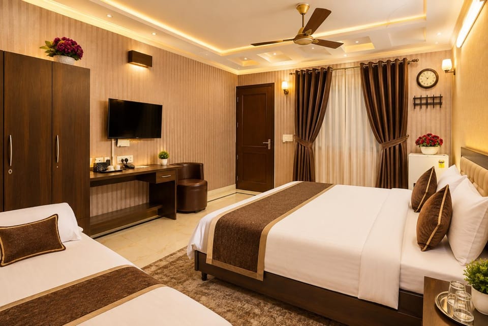 Communal lounge/ TV room, Photo of the whole room, Bedroom, air conditioner