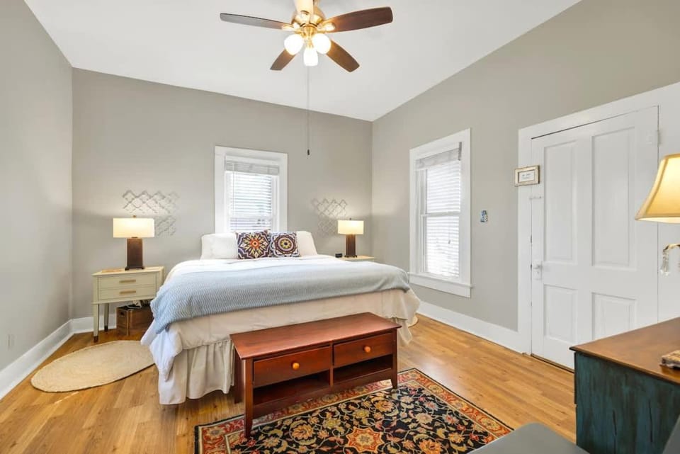 Bed, Bedroom