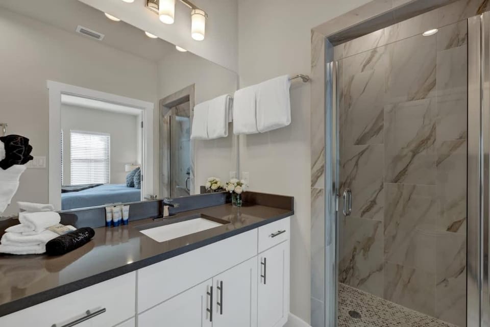 Bathroom, Bath