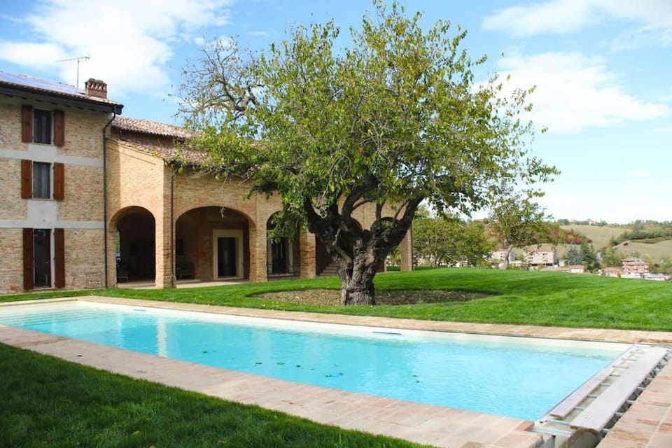 Villa Finetta - Tabiano Castello Country Villas Villa in Emilia-Romagna