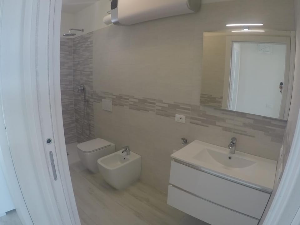 Shower, Toilet, bidet, washing machine