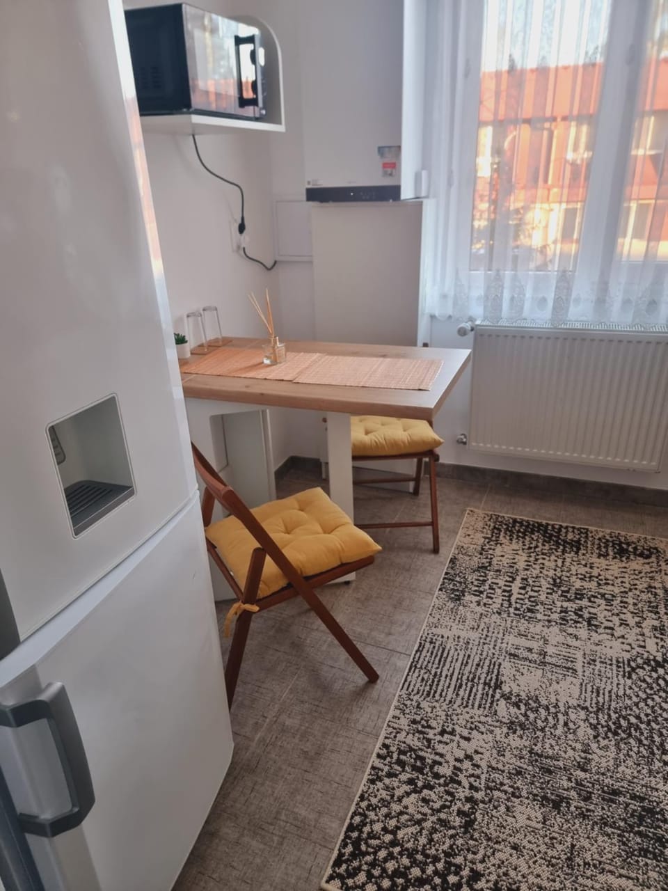 Seating area, hair dresser, minibar, kitchen