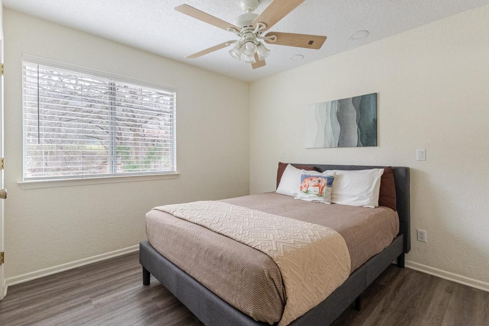 Bed, Bedroom