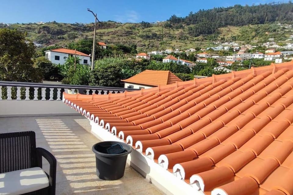 Sunny Rooftop & perfect view Apartment in Madeira District