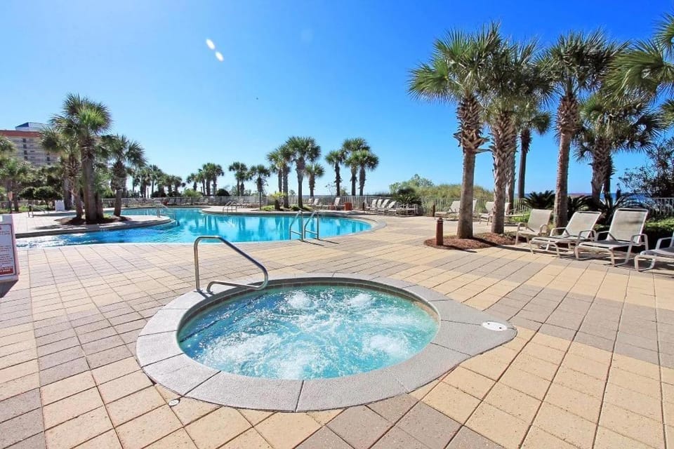 Sterling Beach #1206 House in Lower Grand Lagoon