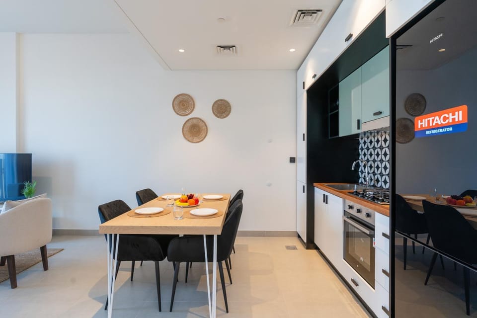 Classy Modern 2 Bedroom Perfect for Family Apartment in Dubai